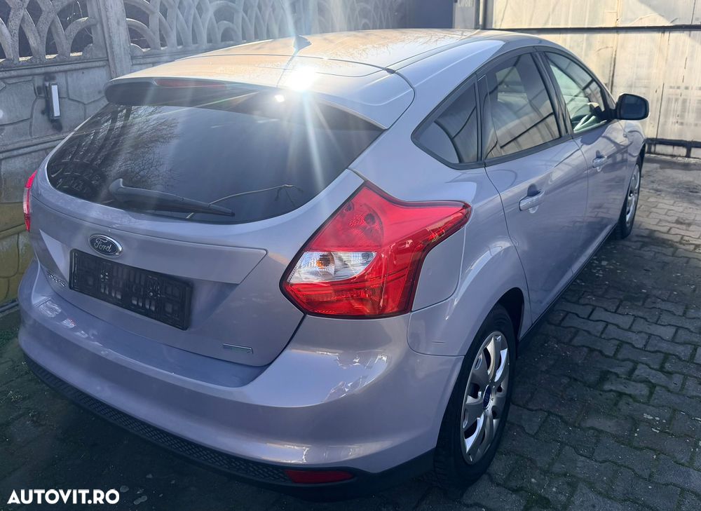 Ford Focus 1.0 EcoBoost Trend - 4