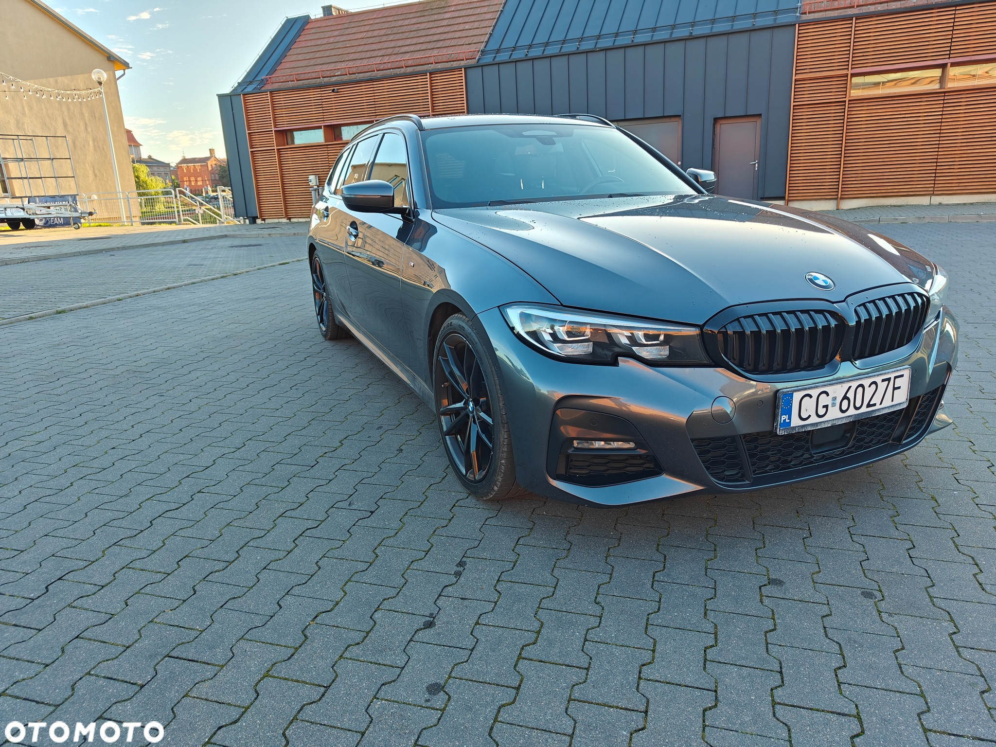 BMW Seria 3 320d M Sport sport - 7