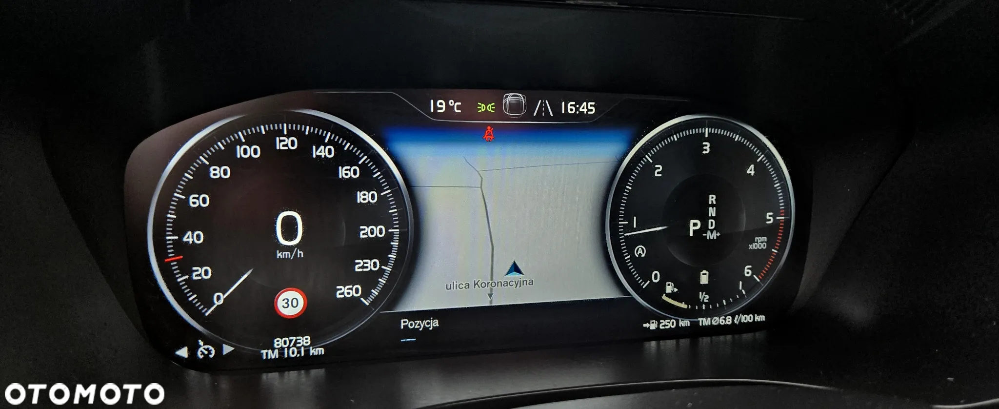 Volvo XC 60 B4 D Geartronic Momentum Pro - 24