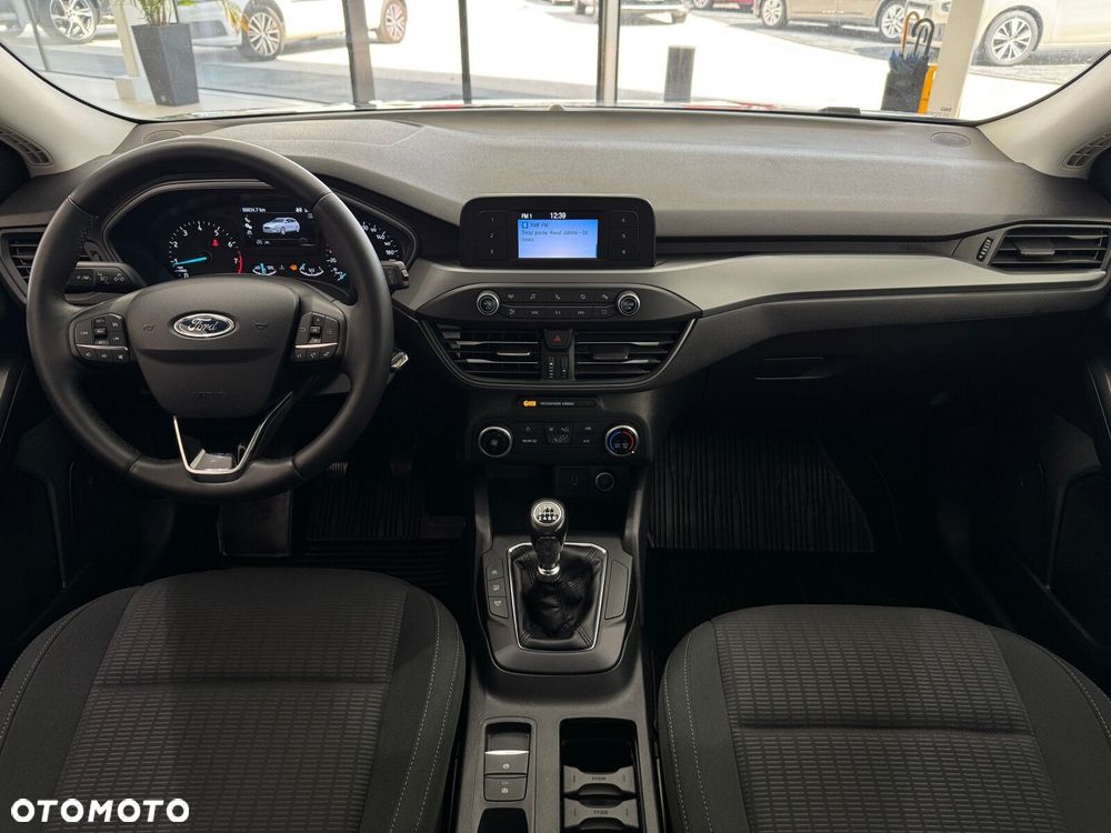 Ford Focus 1.0 EcoBoost Trend - 14
