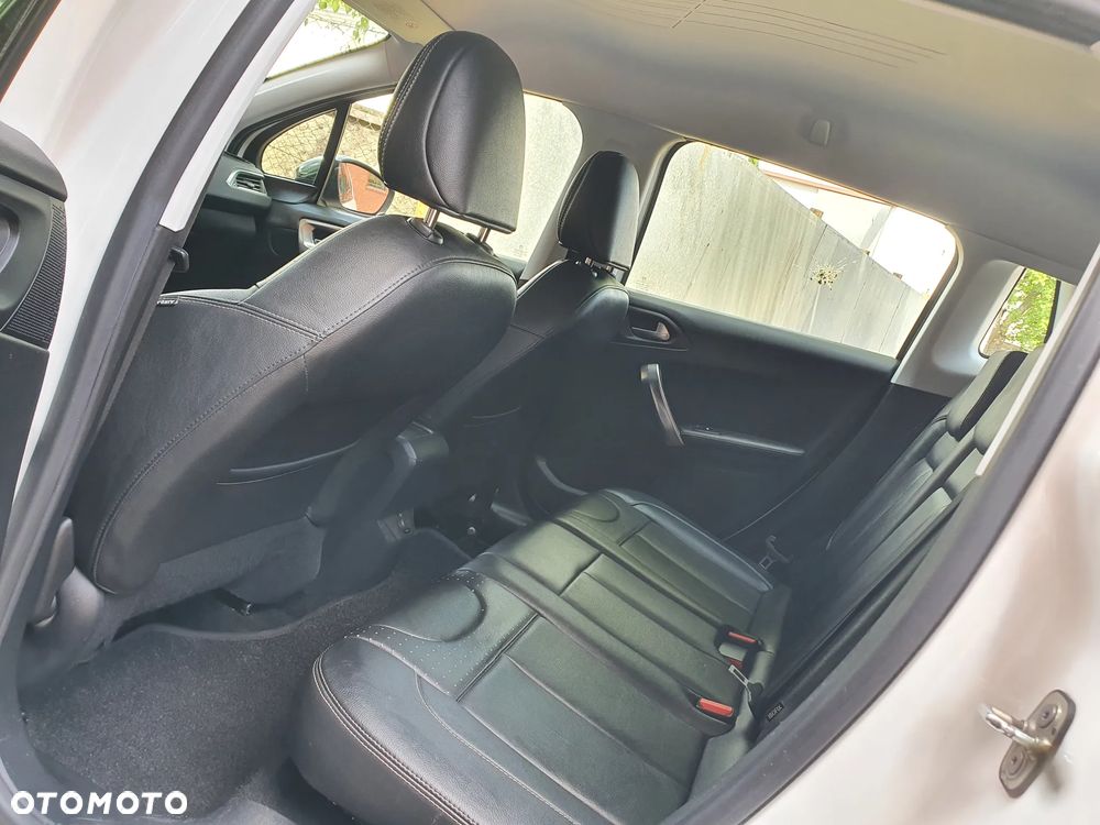 Peugeot 2008 PureTech 82 ETG5 STOP&START Allure - 13
