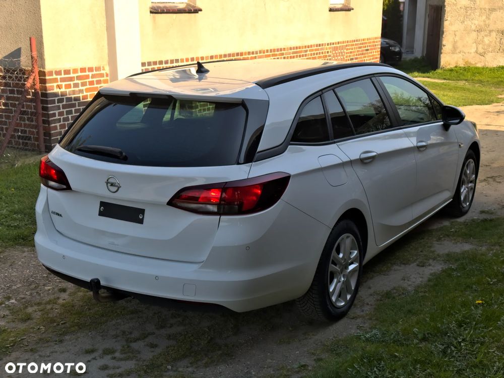 Opel Astra 1.6 CDTI Dynamic S&S - 10