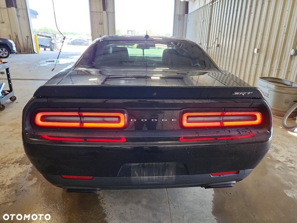 Dodge Challenger Automatik SRT Hellcat - 5