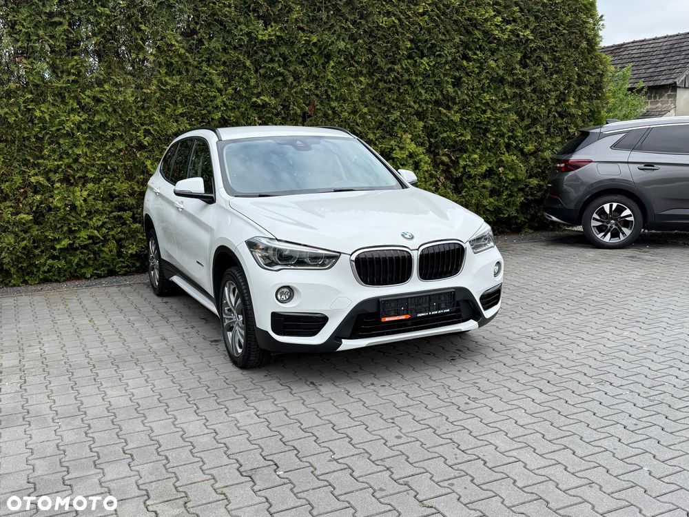 BMW X1 sDrive18d Sport Line - 3