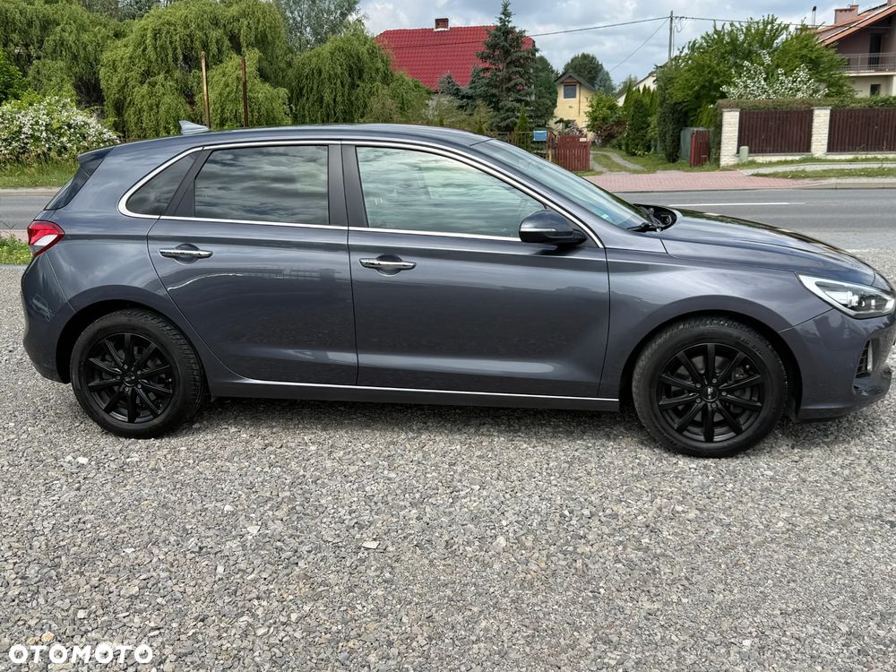 Hyundai i30 1.4 T-GDI Premiere Style - 13