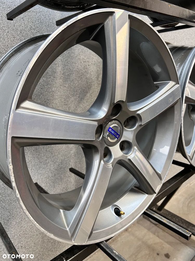 4 FELGI ALU. VOLVO C70, V70, S60, V60, S80, V40  18'' 8J ET45 - 9