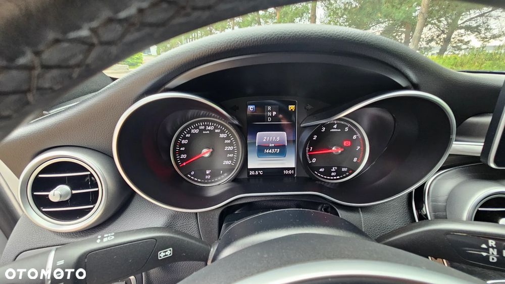 Mercedes-Benz Klasa C 200 9G-TRONIC AMG Line - 33