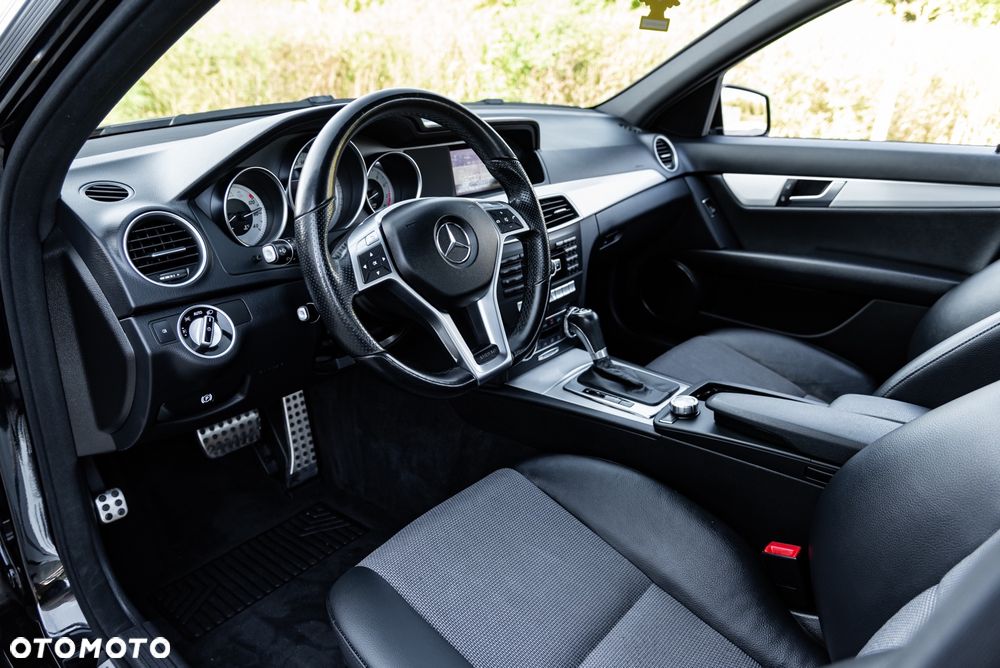 Mercedes-Benz Klasa C 180 (BlueEFFICIENCY) 7G-TRONIC Avantgarde - 15