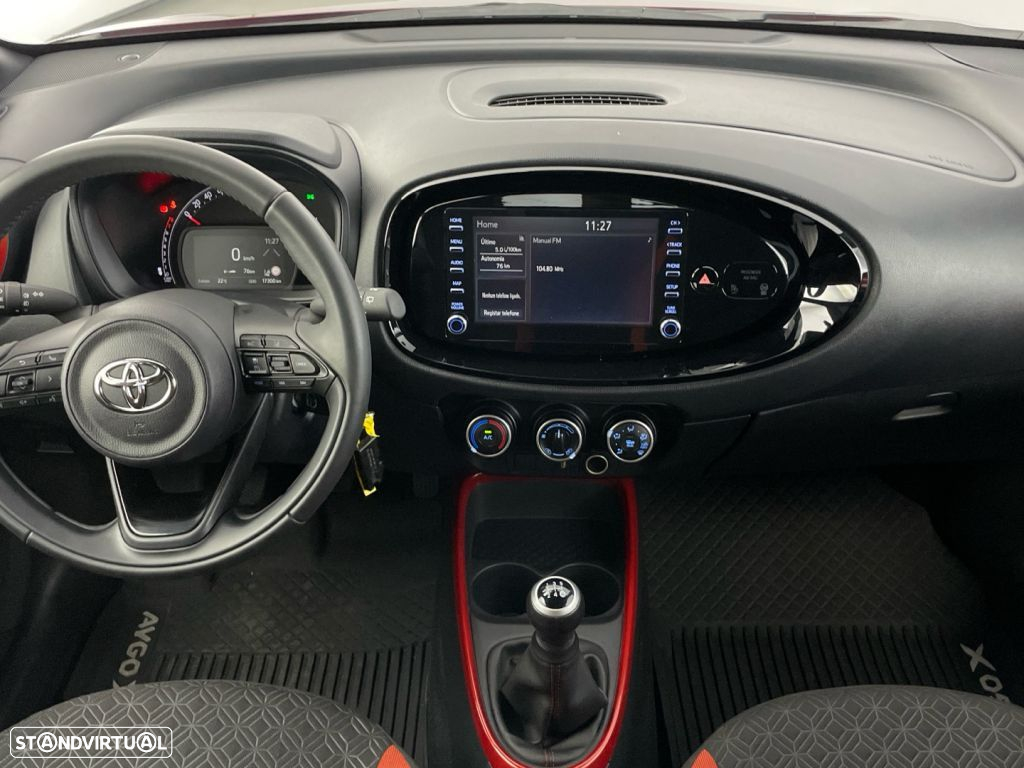Toyota Aygo X 1.0 Envy - 10