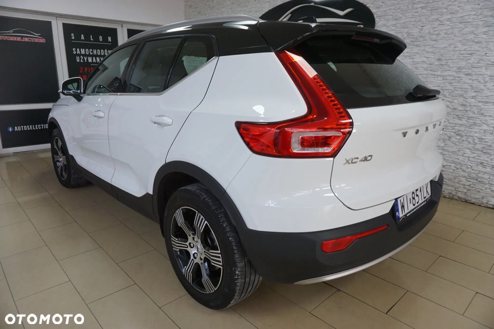 Volvo XC 40 B4 B AWD Momentum Pro - 9