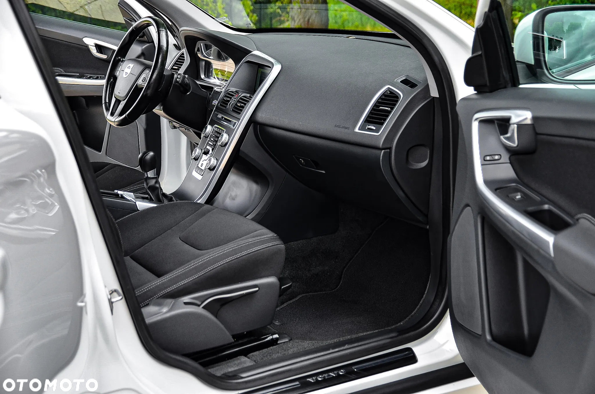 Volvo XC 60 D3 Kinetic - 32