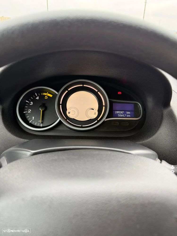 Renault Mégane ENERGY dCi 110 Start & Stop LIMITED - 10