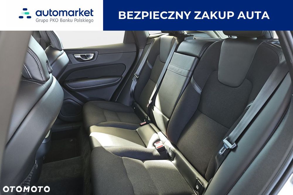 Volvo XC 60 B5 B AWD Momentum Pro - 13