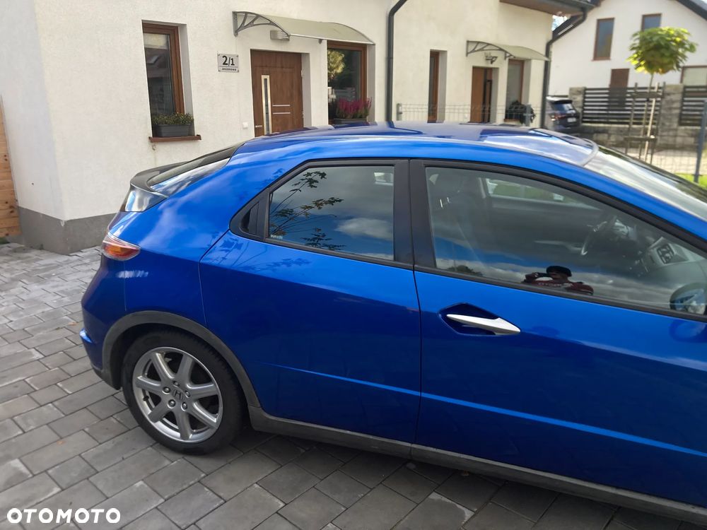 Honda Civic 1.8 Comfort - 3