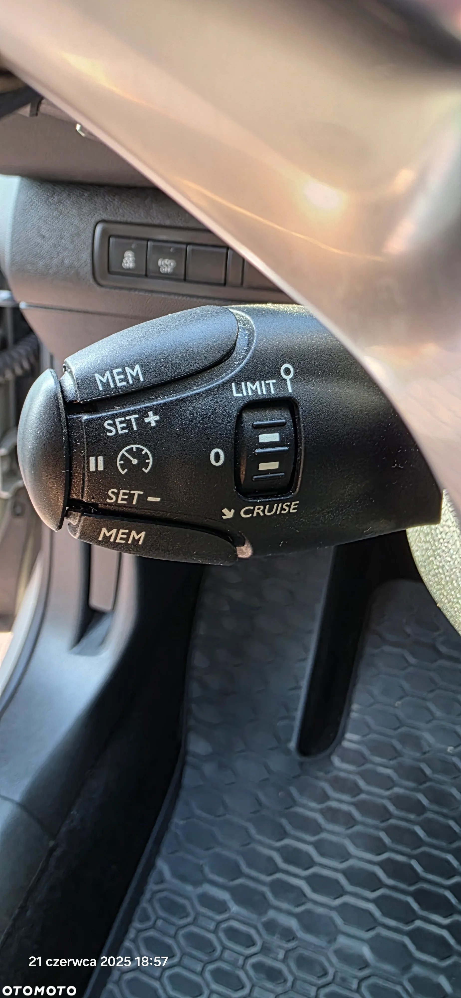 Peugeot 308 SW BlueHDi 150 Automatik Stop & Start Allure - 25
