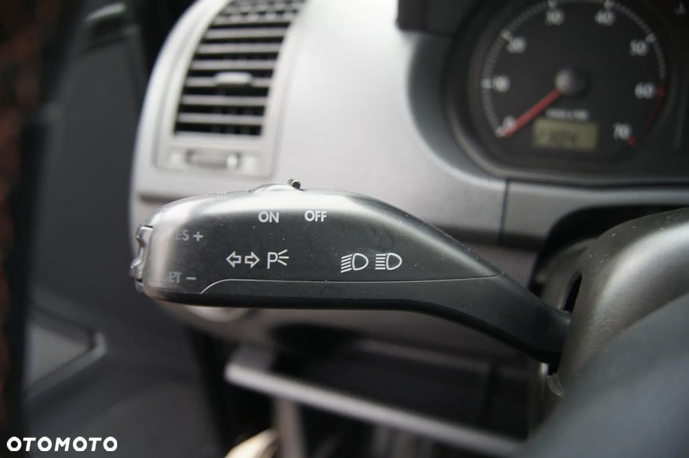 Volkswagen Polo 1.4 Goal - 18