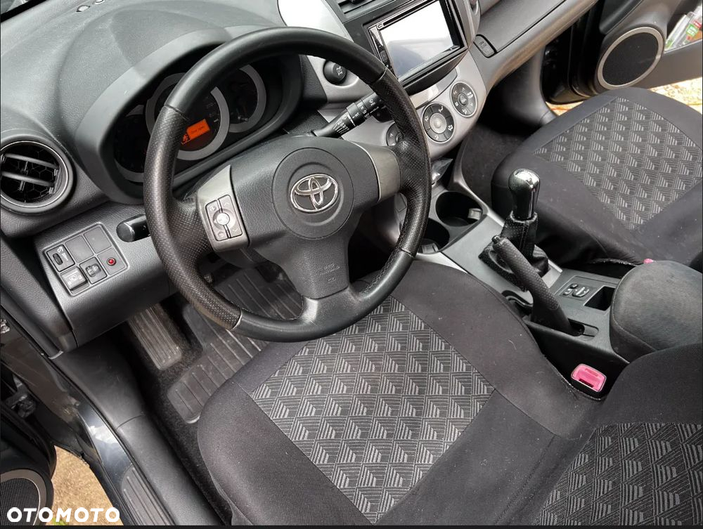 Toyota RAV4 2.0 VVT-i Luna - 22