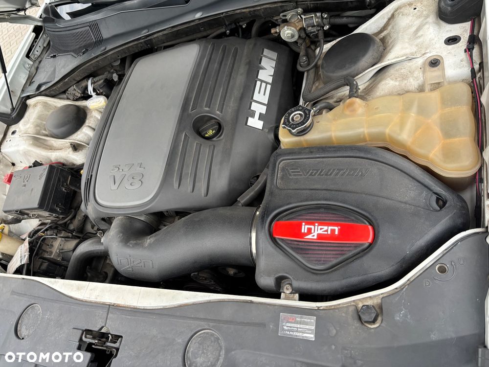 Dodge Charger 5.7 V8 RT - 13