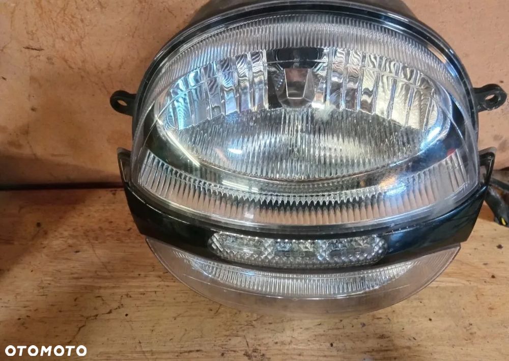 DUCATI DIAVEL REFLEKTOR LAMPA PRZÓD RAMKA - 4