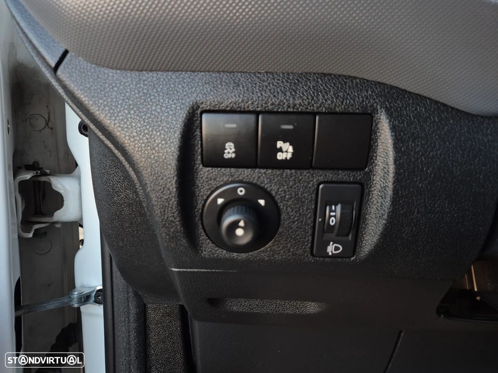 Peugeot Berlingo 1.6 HDi - 28