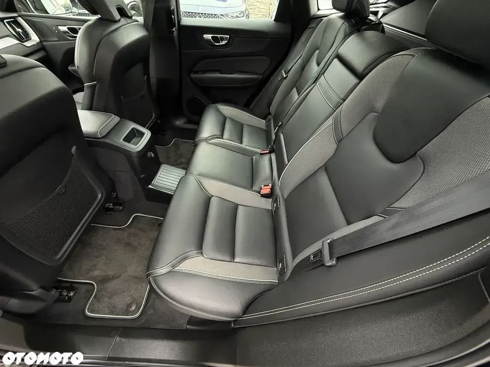 Volvo XC 60 - 28