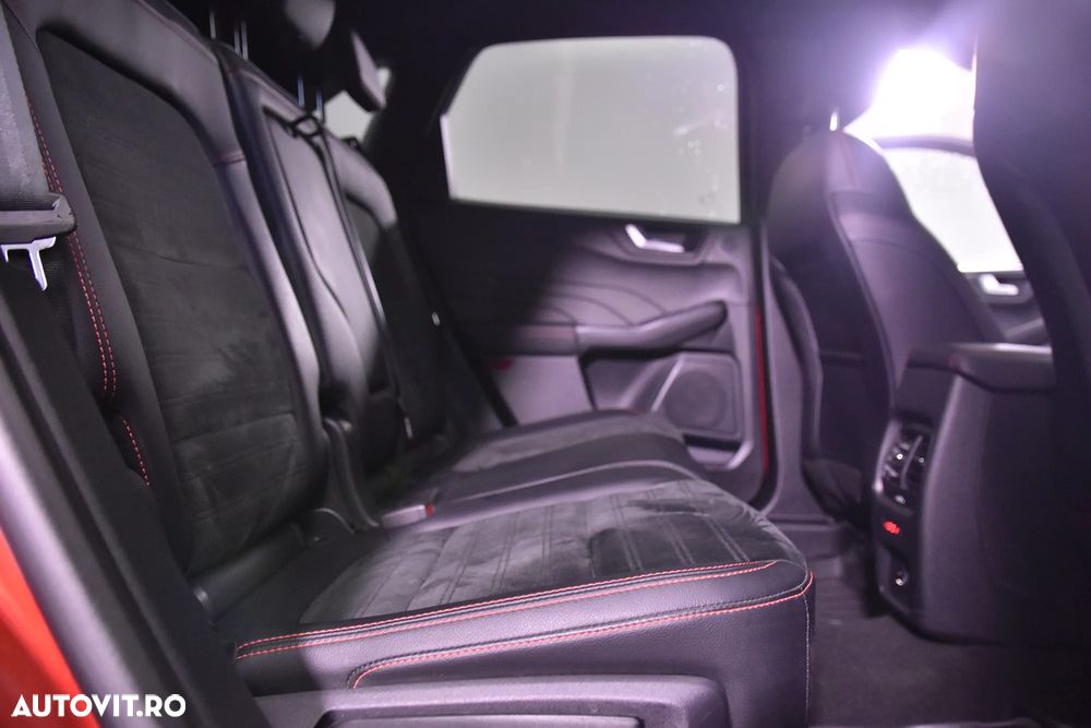 Ford Kuga - 13