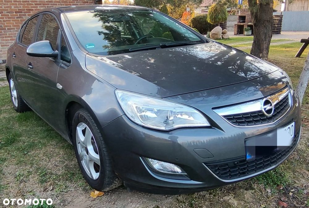 Opel Astra 1.4 T Cosmo - 8