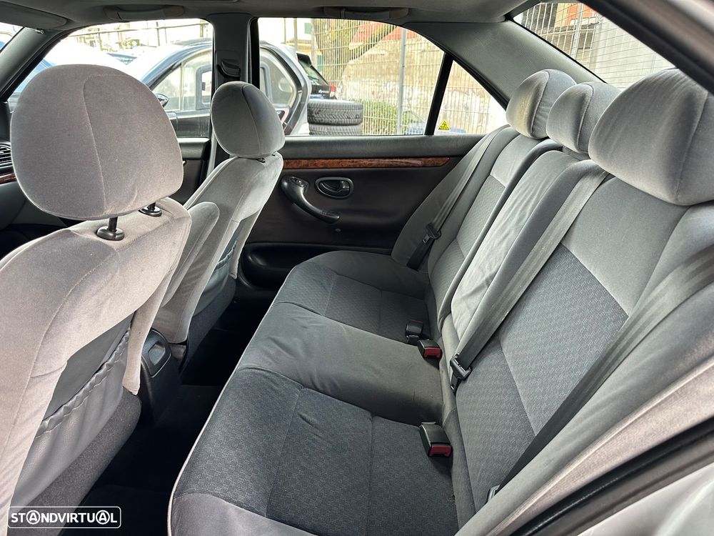 Peugeot 406 1.8 Executive - 8