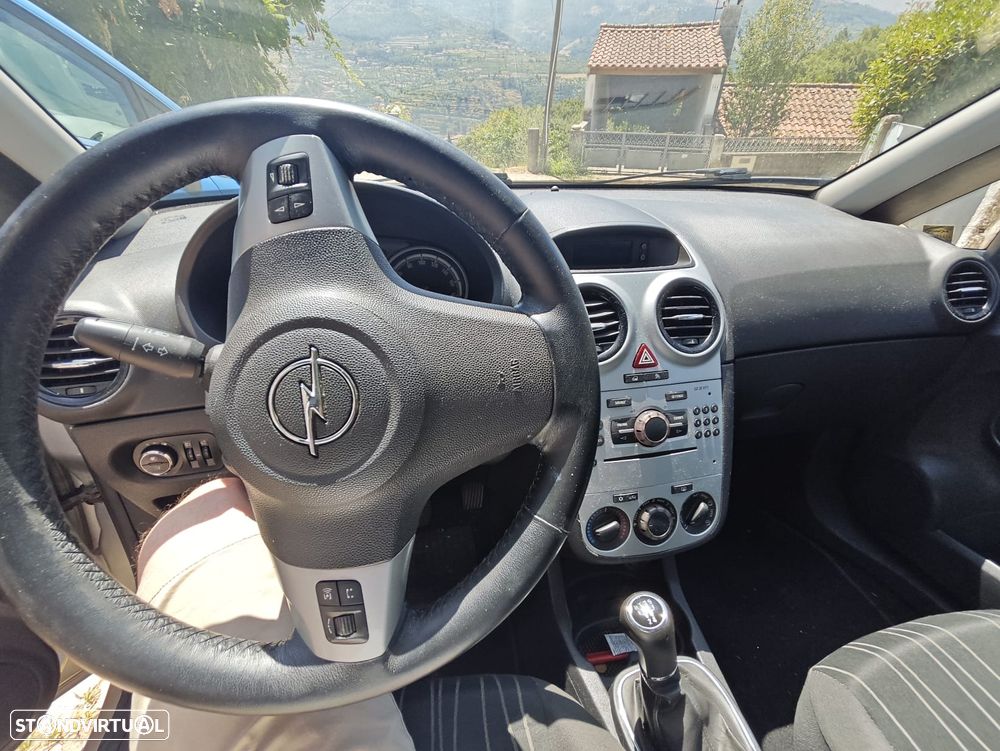 Opel Corsa 1.2 Go! - 6