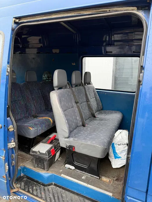 Mercedes-Benz Sprinter 208 - 6