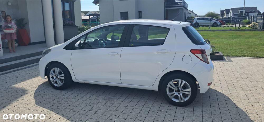 Toyota Yaris 1.33 Selection Platinum - 16