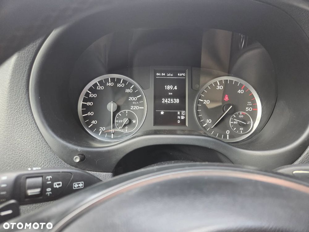 Mercedes-Benz Vito 4x4 - 12