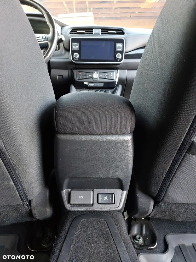 Nissan Leaf 40 kWh N-Connecta - 18