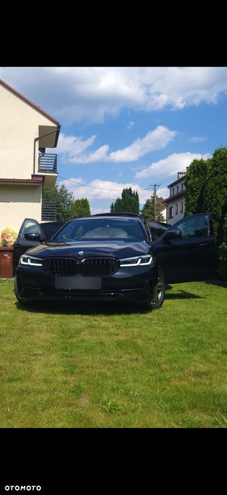 BMW Seria 5 530i xDrive mHEV Luxury Line sport - 3