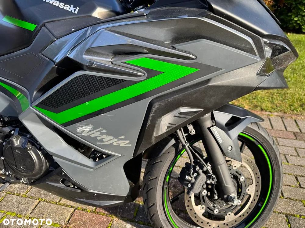 Kawasaki Ninja - 9