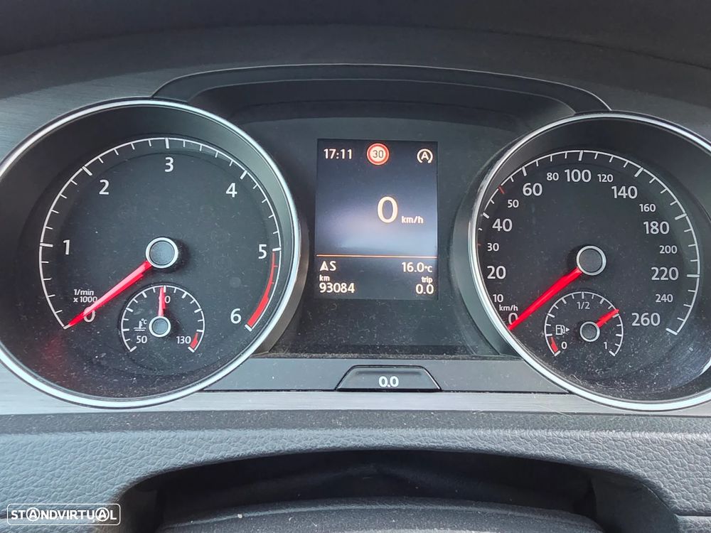 VW Golf 2.0 TDi DPF DSG Highline - 12