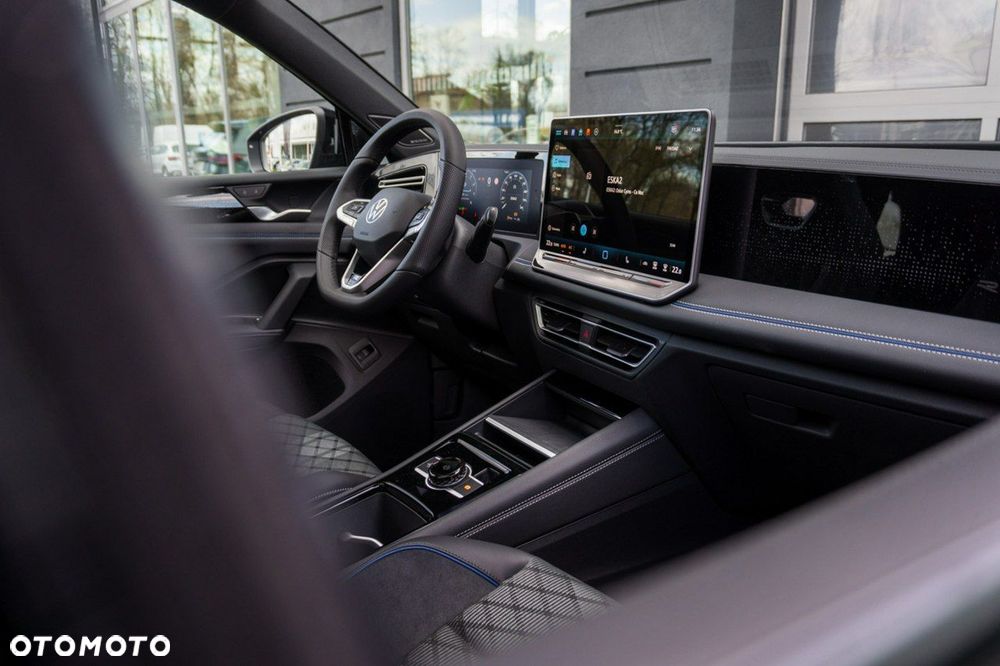 Volkswagen Tiguan - 13