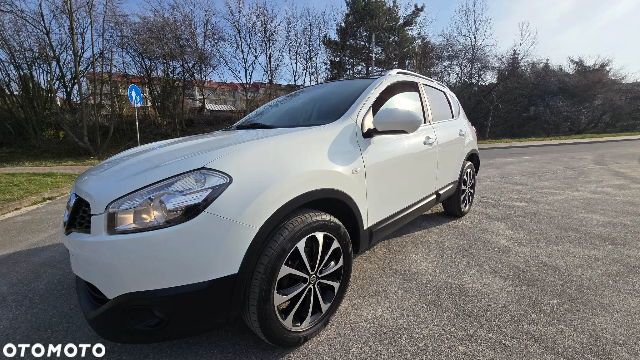 Nissan Qashqai 1.5 dCi Tekna - 4