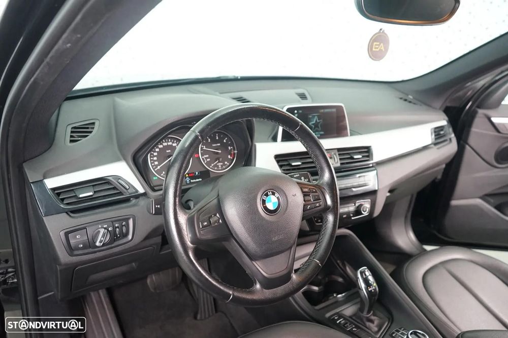 BMW X1 20 d xDrive Auto Line Sport - 13