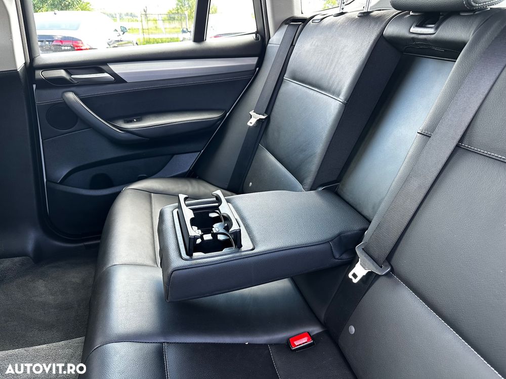 BMW X3 xDrive20d - 33