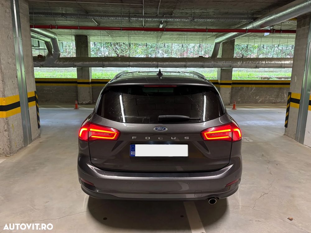 Ford Focus - 5