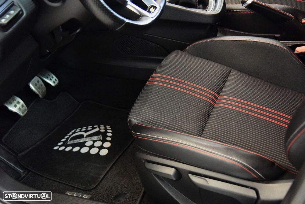 Renault Clio 1.0 TCe RS Line - 18