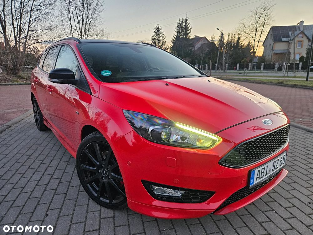 Ford Focus 1.5 EcoBoost ST-Line - 2