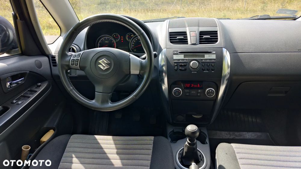 Suzuki SX4 - 18