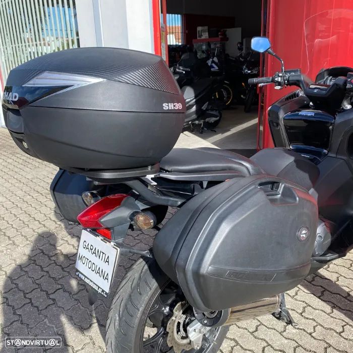 Honda Integra 750 - 6