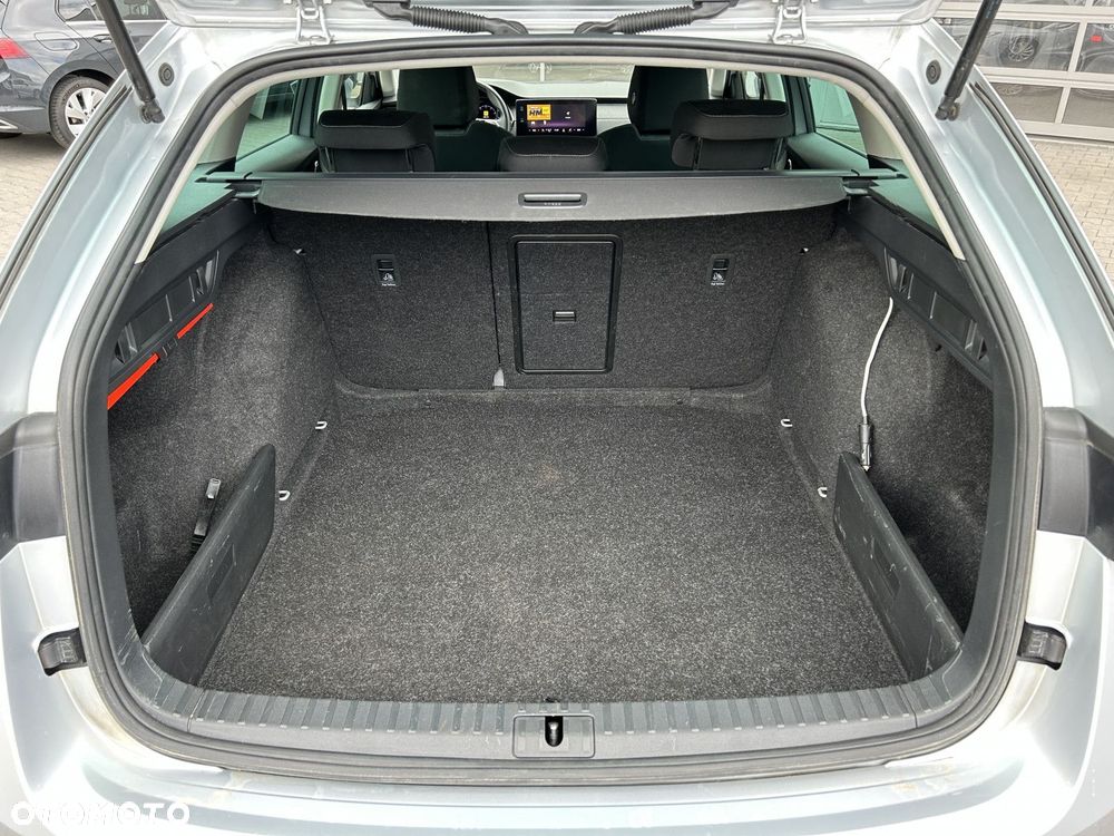 Skoda Octavia 1.5 TSI ACT Style - 11