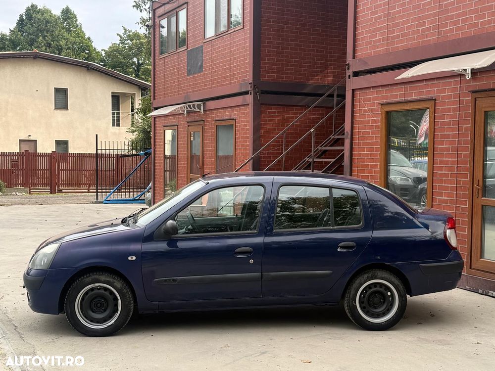 Renault Clio - 23