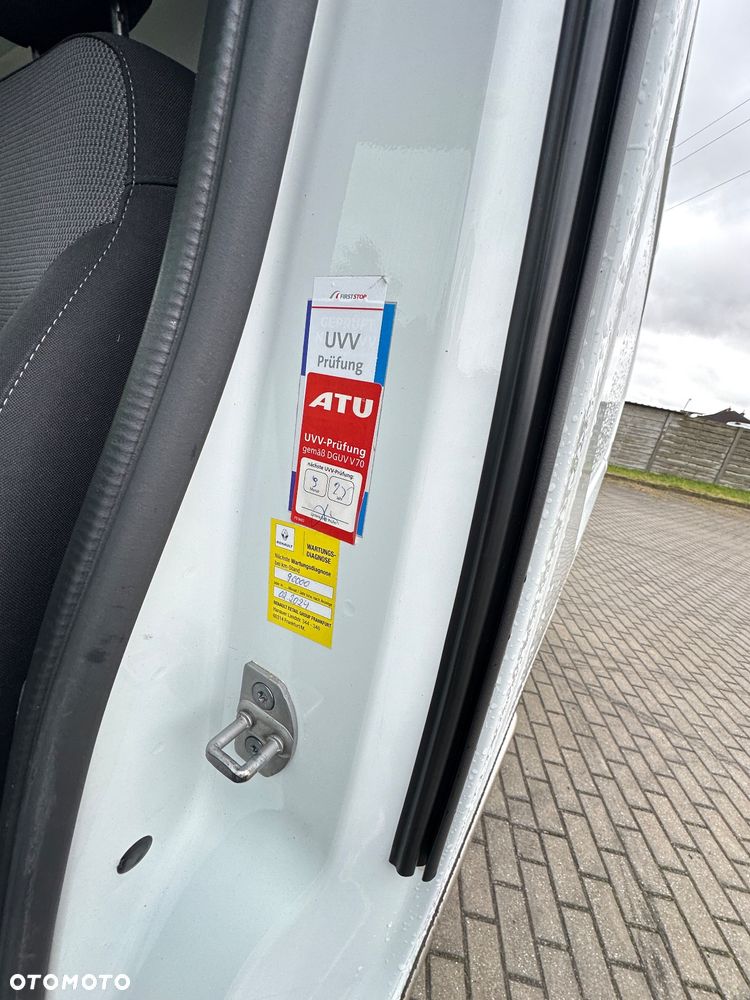 Renault TRAFIC - 6
