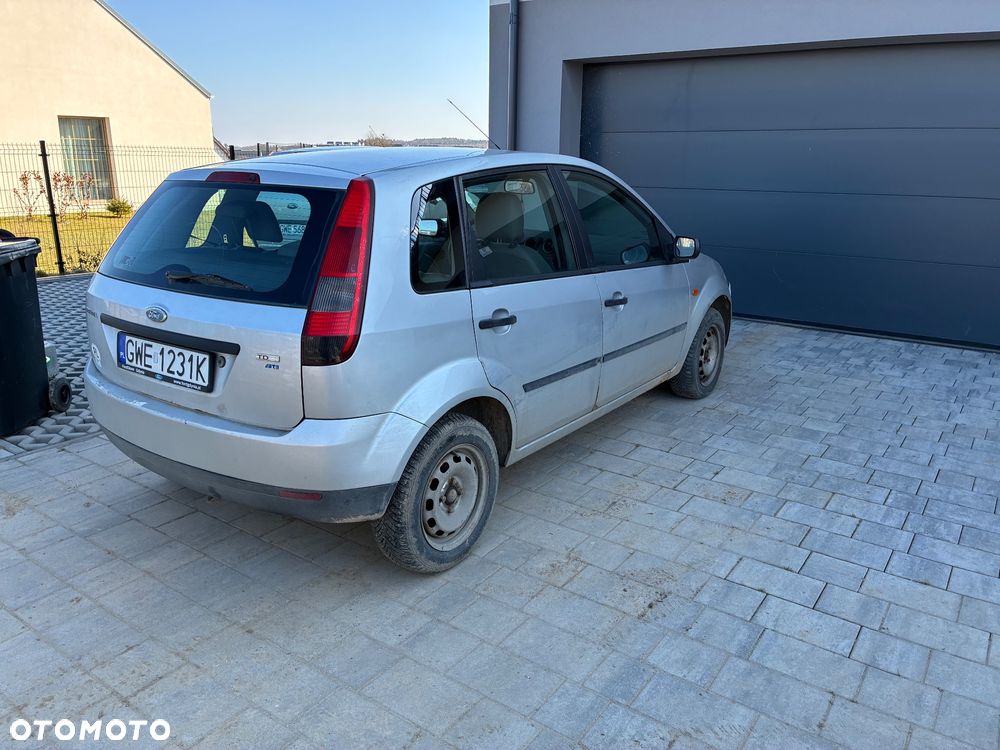 Ford Fiesta - 4