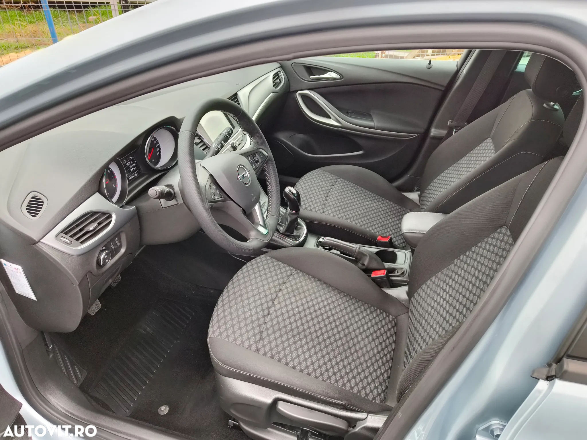 Opel Astra Sport Tourer 1.2 Turbo Start/Stop Elegance - 9